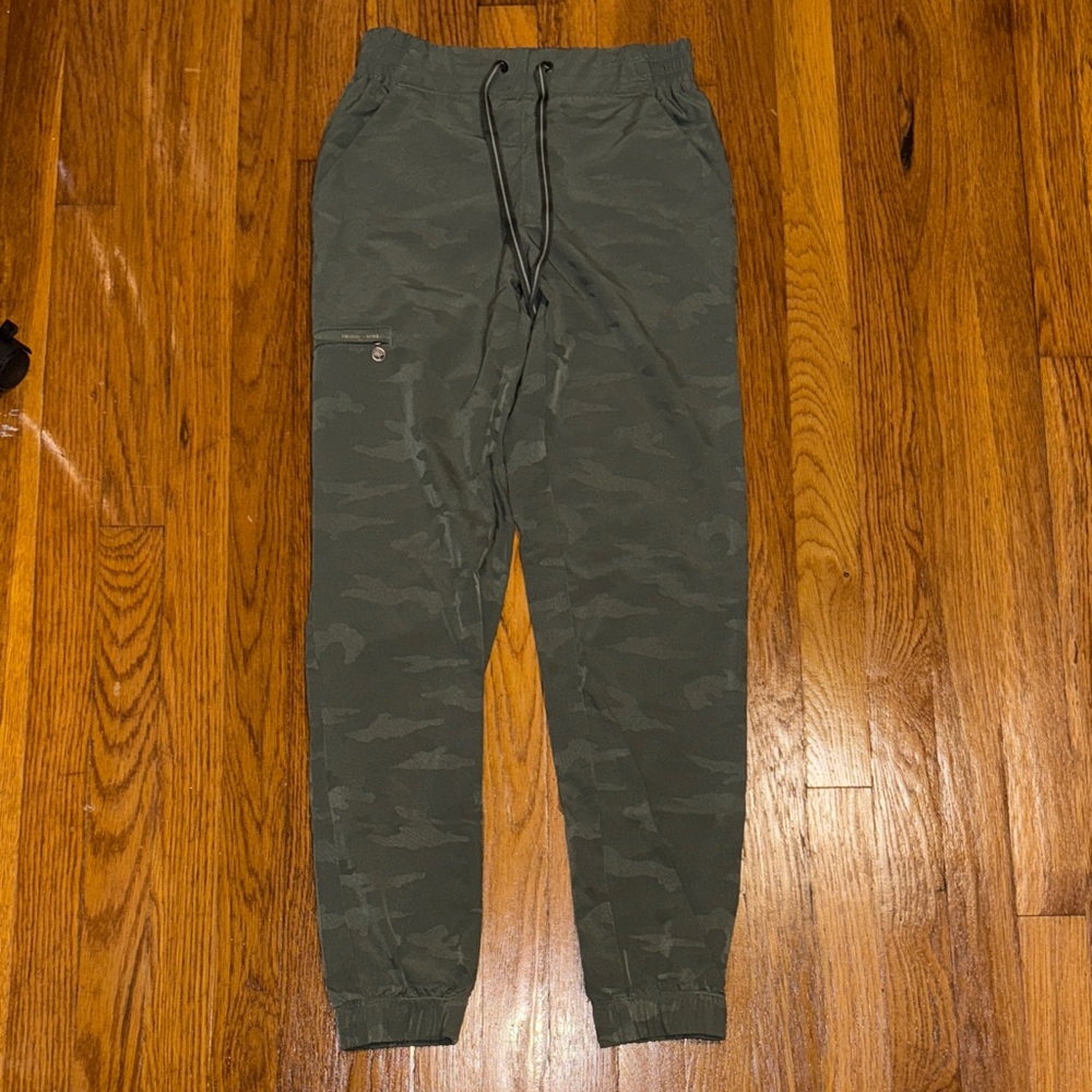 Green Camouflage Jogger Scrub Pants